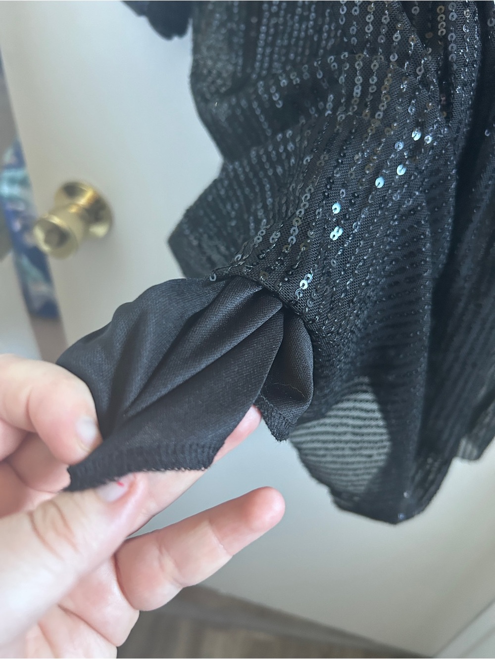Women's Black Sequin Long Sleeve V-Neck Dress - Picture 3 of 4
